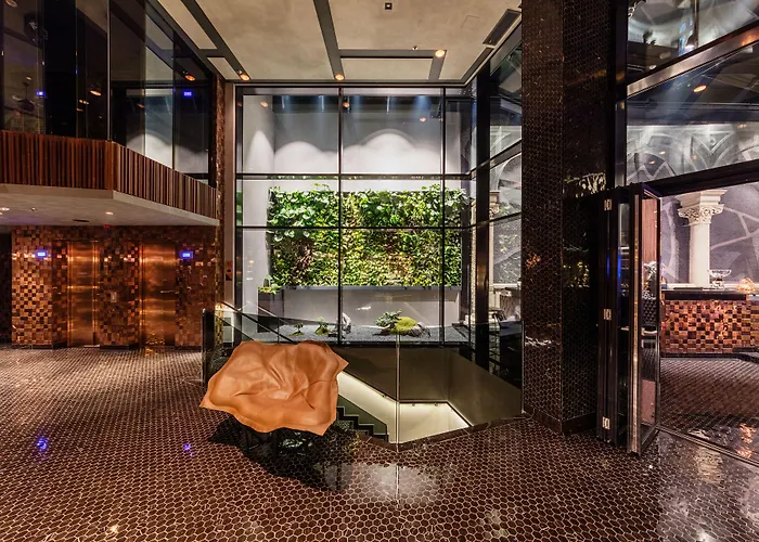 Clark - Adults Only 5* Budapest