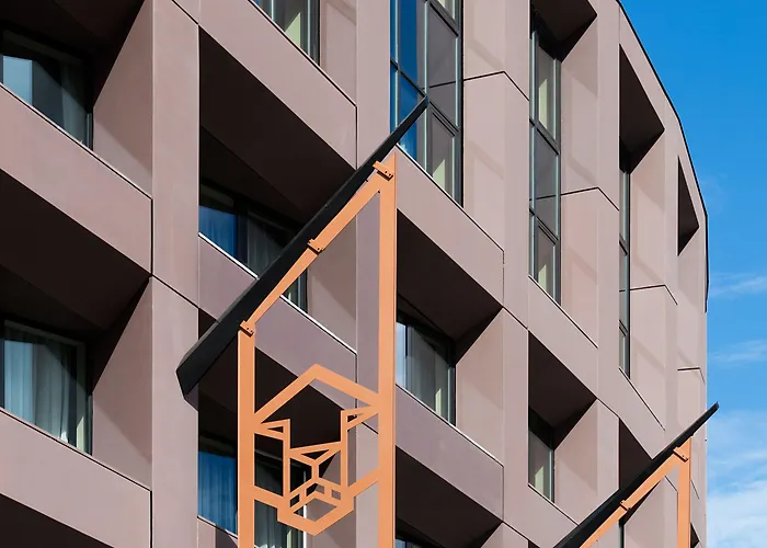 Clark - Adults Only 5*