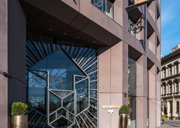 Clark - Adults Only Hotel